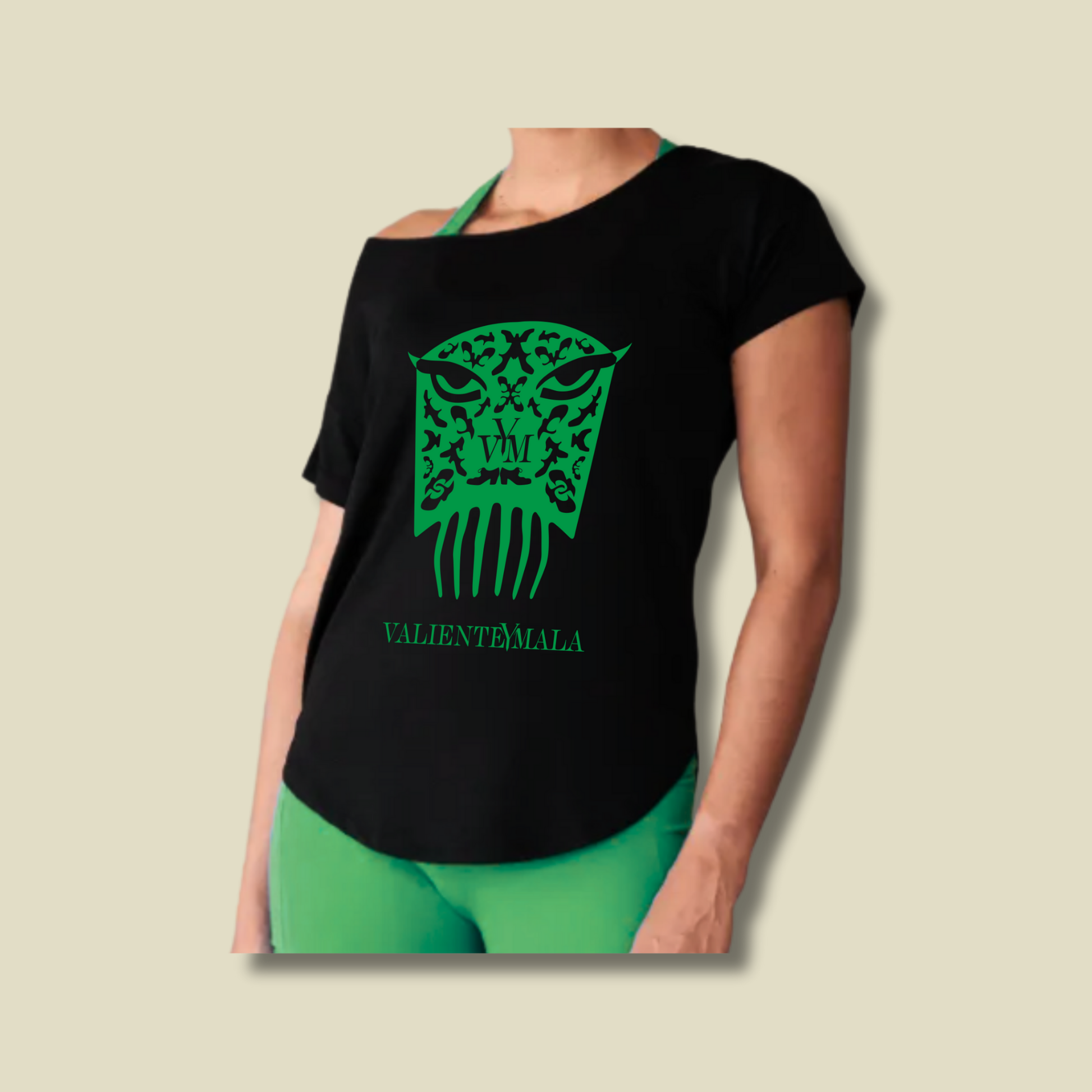 CAMISETA HOMBRO DESCUBIERTO PEINETA VERDE